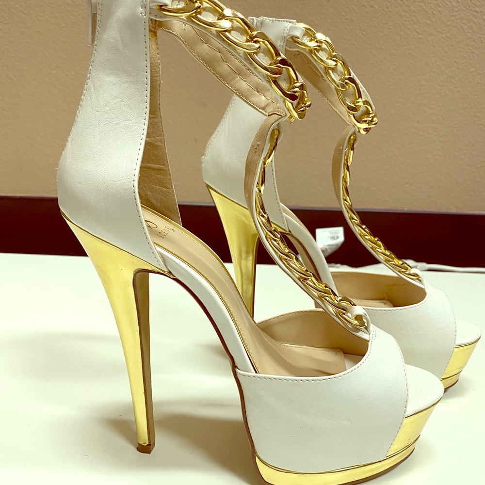 Gold Heels w/ chain gently used once
